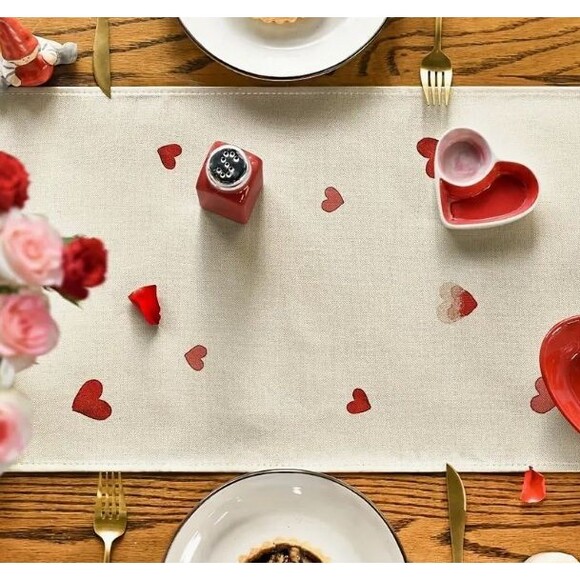 Table Runner 13x108in Woven Polyester Heart Flowers Off white - Picture 3 of 3